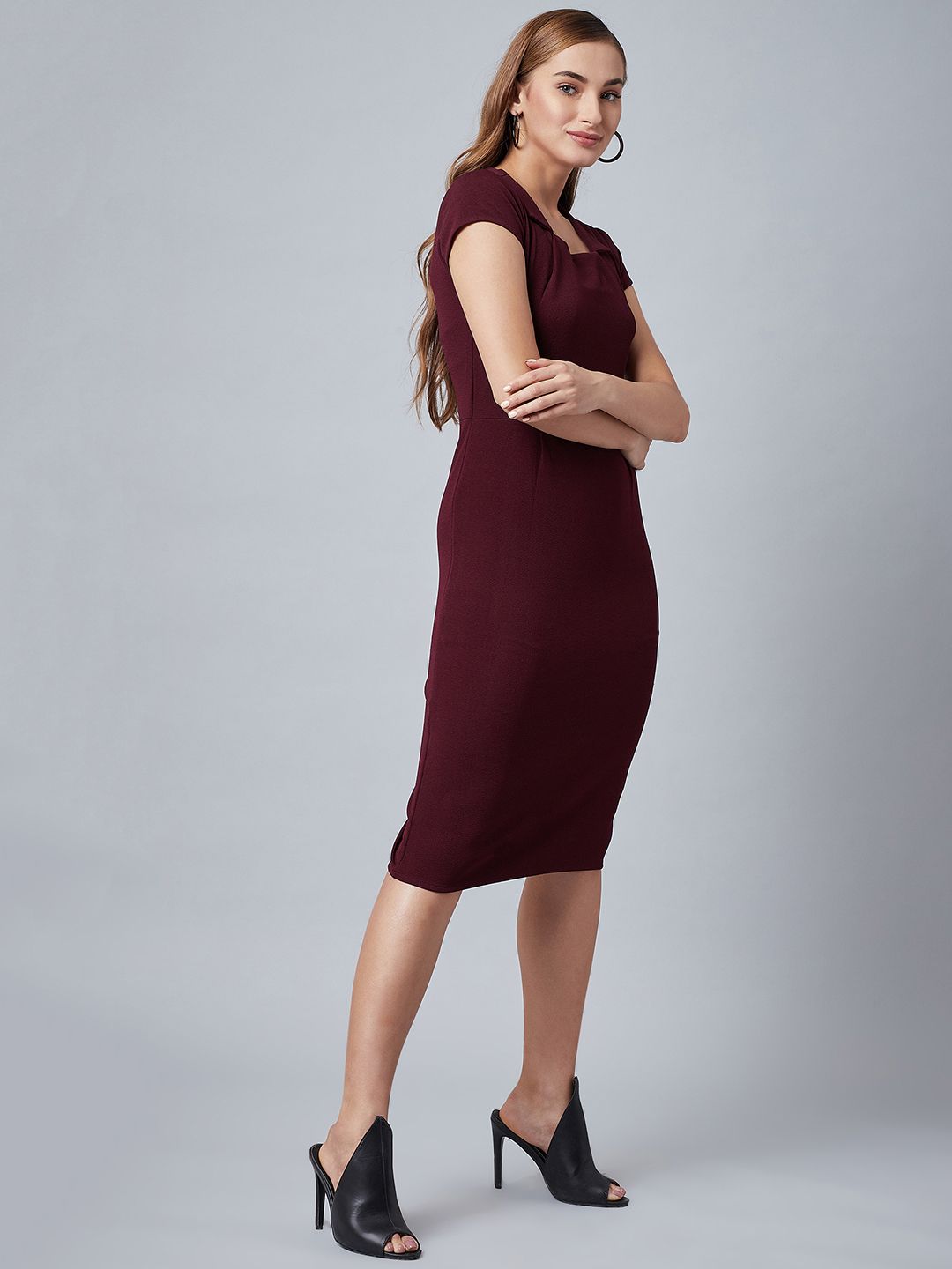 Athena Women Burgundy Solid Sheath Dress