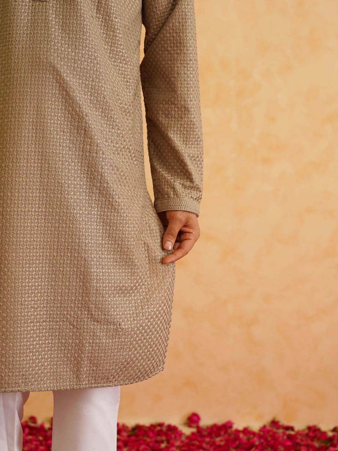 SOJANYA Embroidered Regular Thread Work Pure Cotton Kurta with Churidar