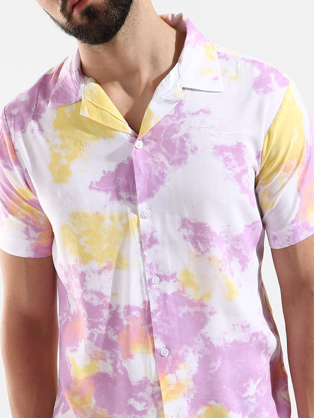 Campus Sutra Men White & Purple Dyed Pure Cotton Shirt With Shorts