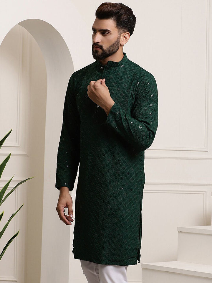 SOJANYA Men Green Geometric Thread Work Kurta