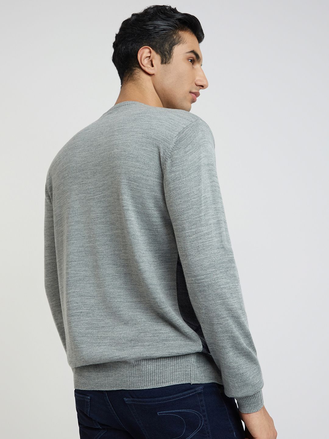 Raymond Men Grey Colourblocked Geometric Sweater