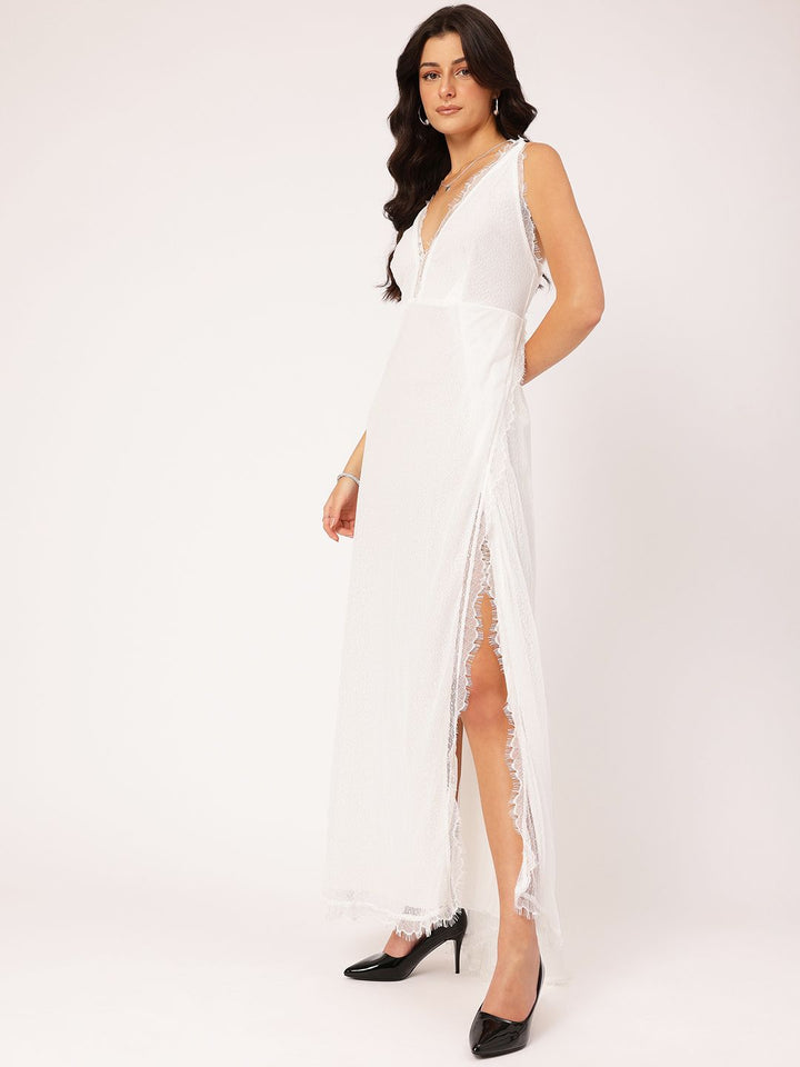 DressBerry Gracefully Glowing High-Slit Sleeveless Lace Maxi Dress