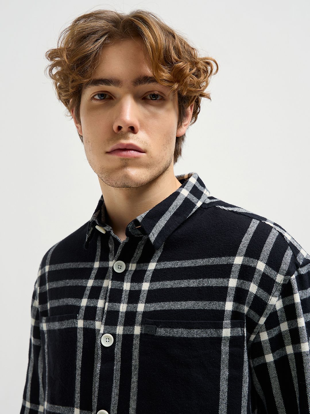 THE BEAR HOUSE Men Spread Collar Tartan Checked Cotton Relaxed Fit Casual Shirt