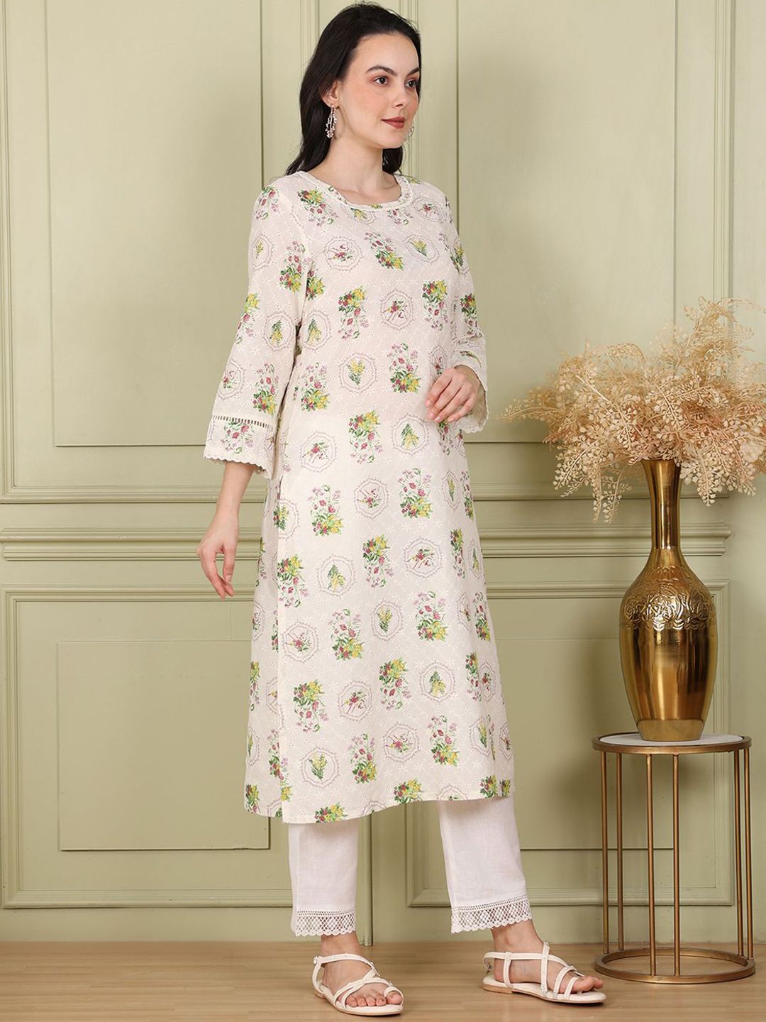 W Women Floral Embroidered Cold-Shoulder Sleeves Mirror Work Kurta