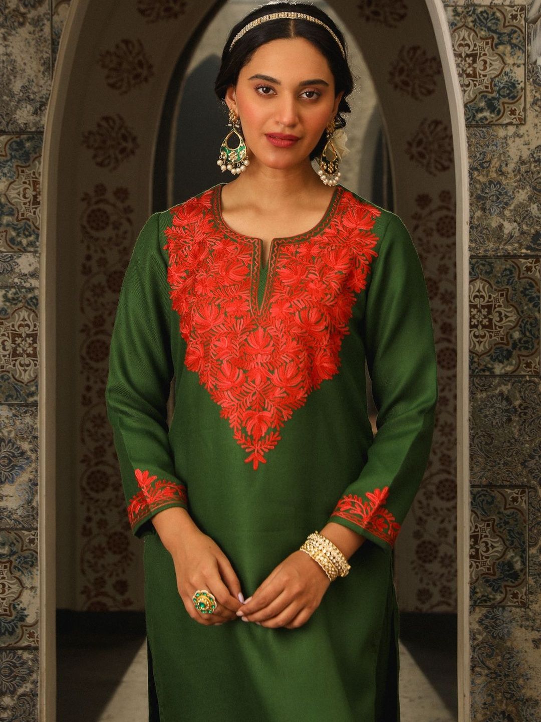 House of Chikankari Women Green Woollen Aari Embroidered Kurta Set