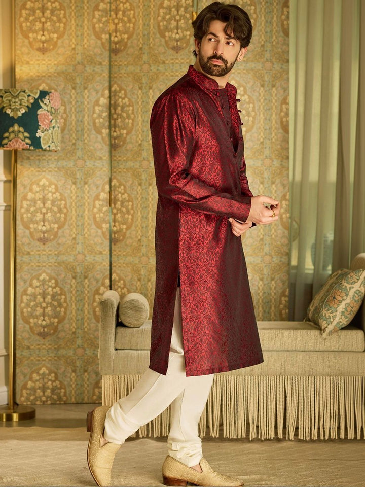 SOJANYA Men Paisley Printed Kurta