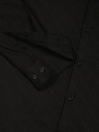 Thomas Scott Men Premium Spread Collar Textured Solid Slim Fit Casual Shirt