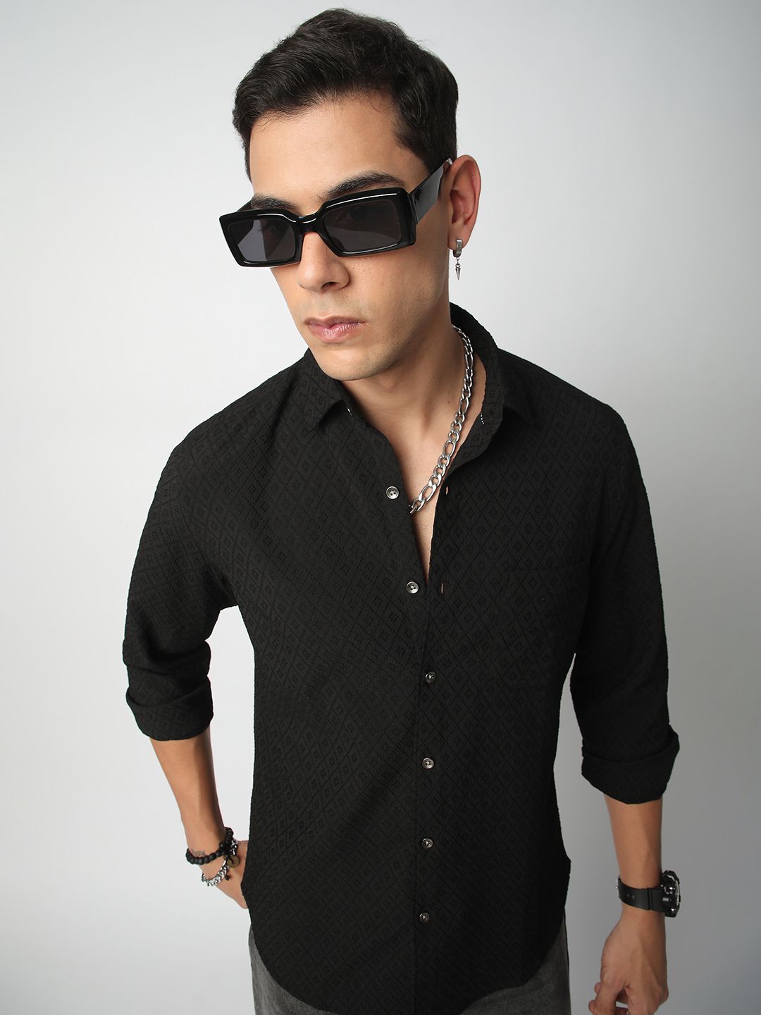 VASTRADO Men Classic Spread Collar Micro Ditsy Printed Slim Fit Casual Shirt