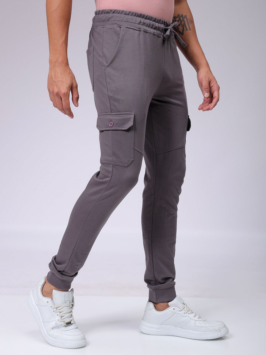 The Indian Garage Co Men Slim Fit Joggers