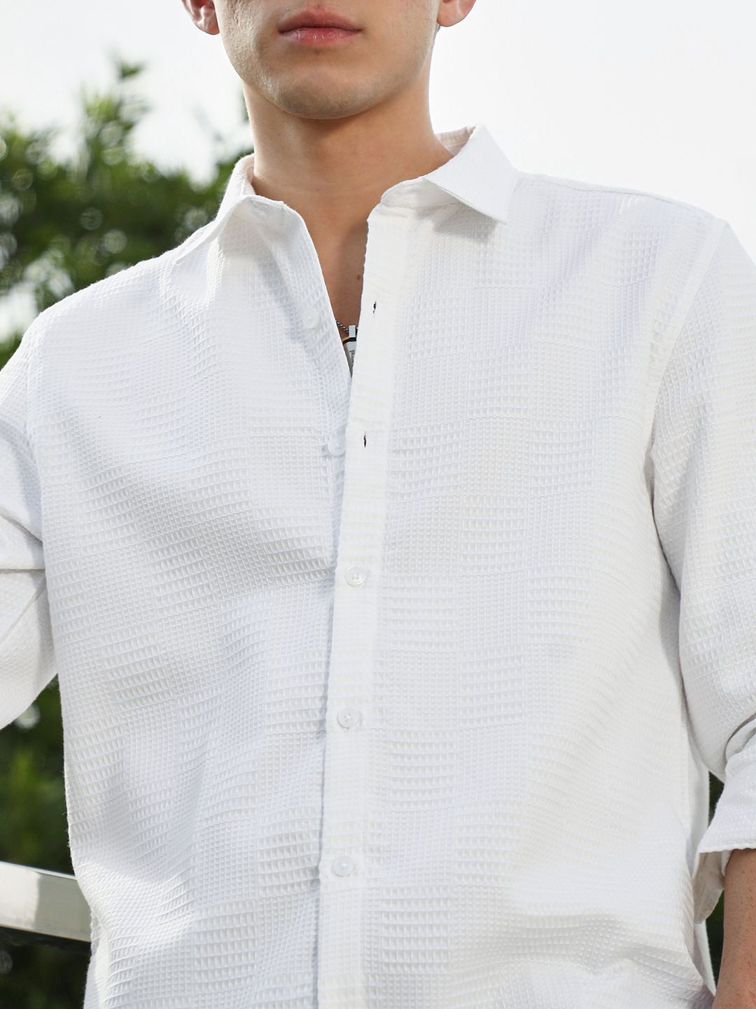 Campus Sutra Comfort Textured Spread Collar Casual Shirt