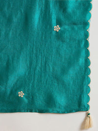 Indo Era Ethnic Embroidered Thread Work Regular Sleeves Round Neck Silk Blend Kurta Set