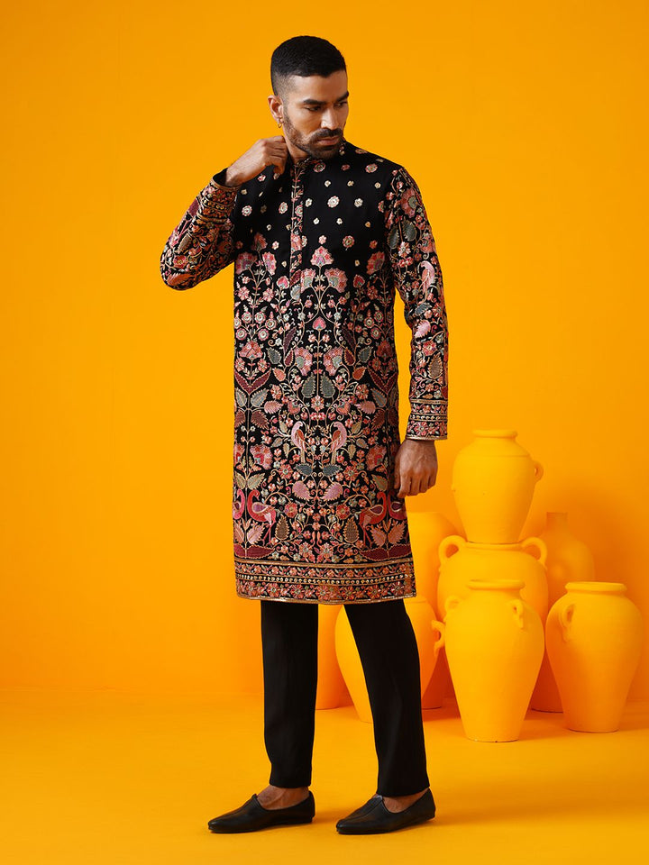 SOJANYA LUXE Kolar Mandarin Sulam Bunga Georgette Kurta Lurus Dengan Seluar
