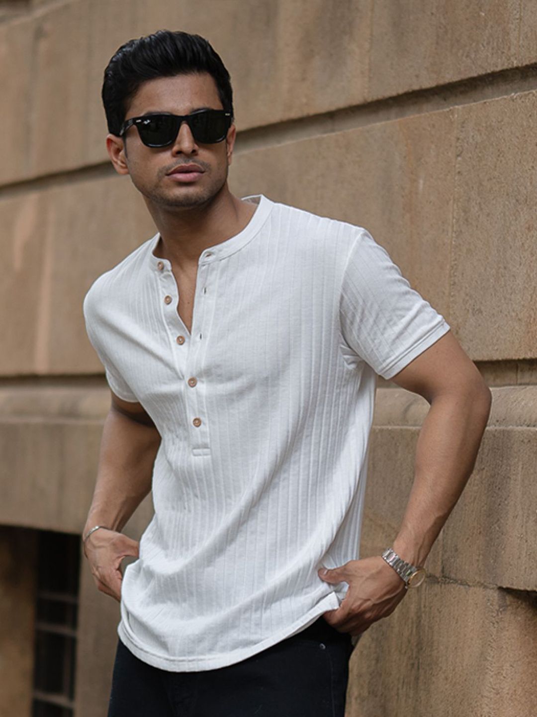 Powerlook Men White Henley Neck T-shirt