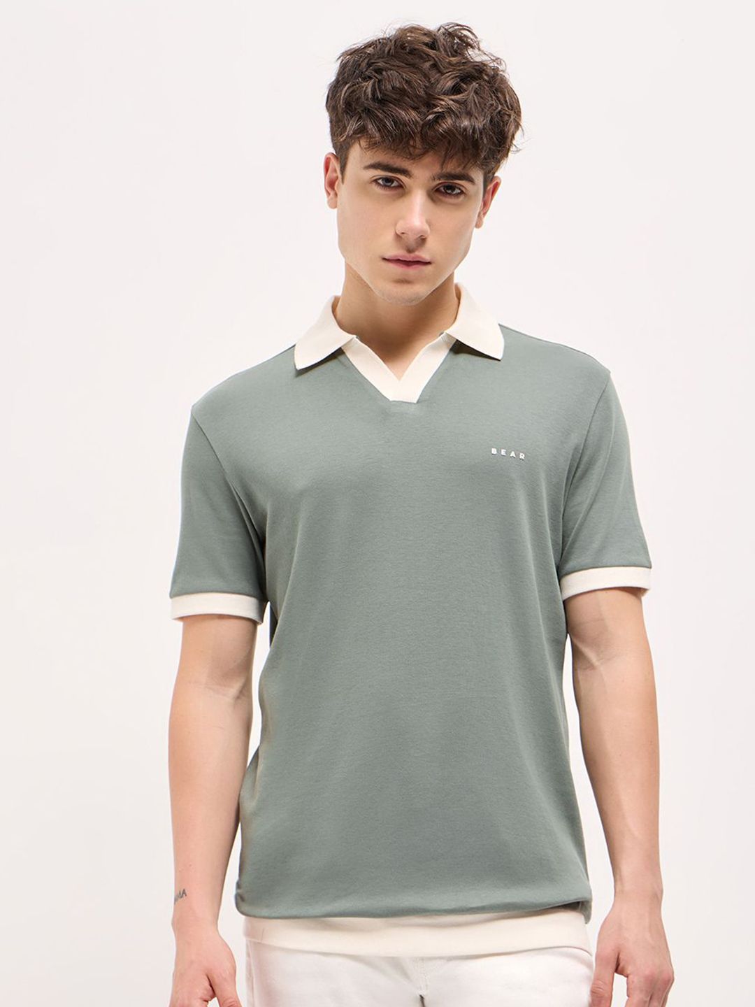 THE BEAR HOUSE Men Solid Polo Collar Cotton T-shirt