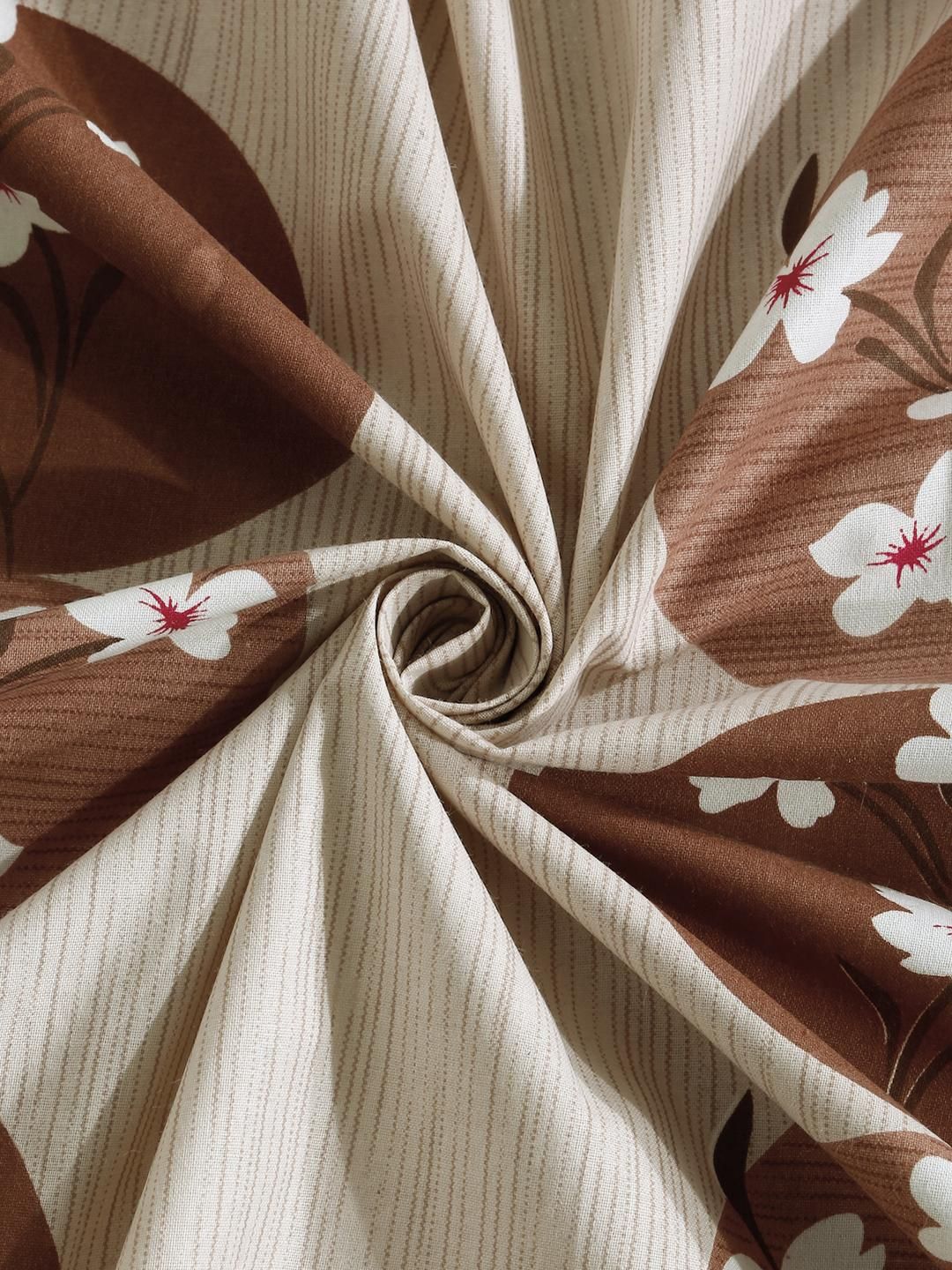 KLOTTHE Brown And White Floral Printed Cotton 400 TC Double Bedsheet Set 2.50 m x 2.20 m
