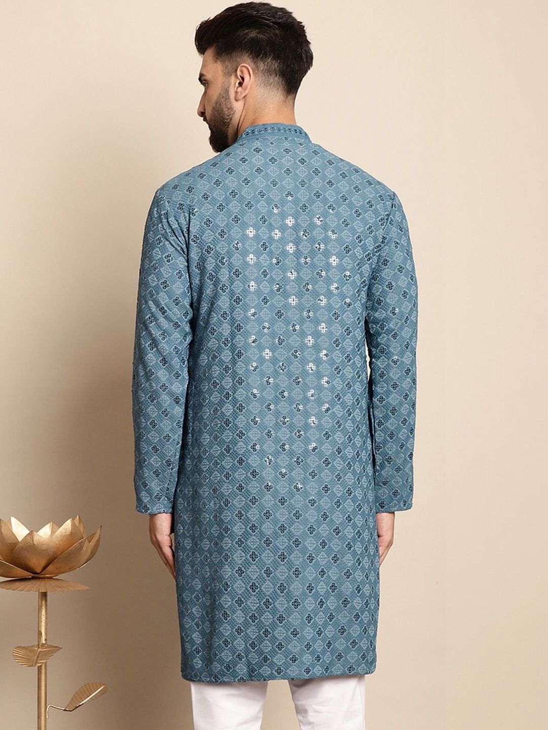 Anouk Men Embroidered Thread Work Kurta