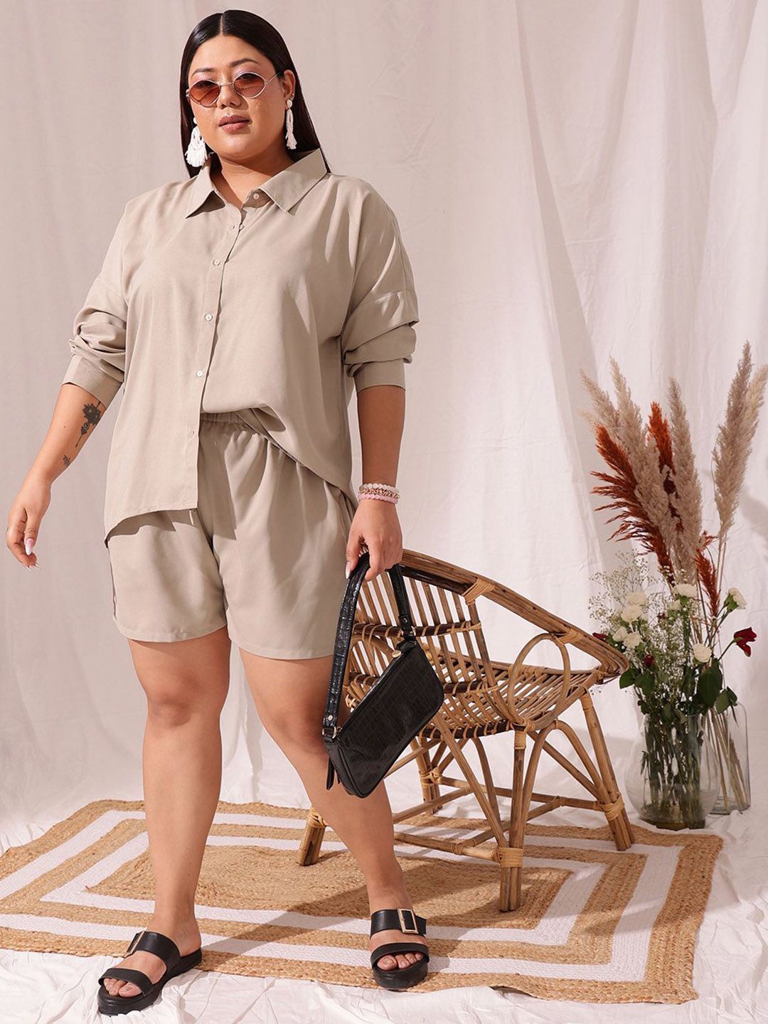 CURVY STREET Plus Size Long Sleeves Shirt With Shorts
