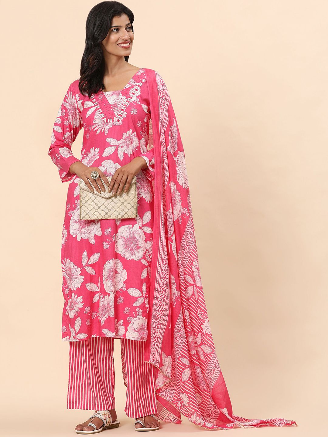 Mamicha Women Floral Printed Regular Sequinned Pure Cotton Kurti with Palazzos & With Dupatta