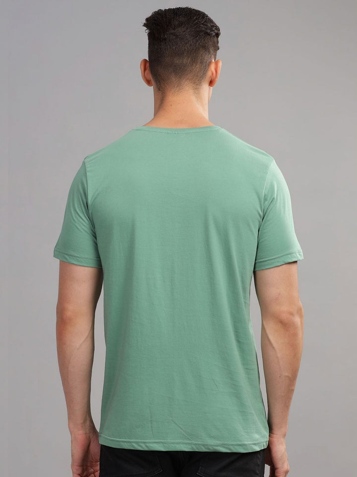 ADRO Men Printed Applique T-shirt