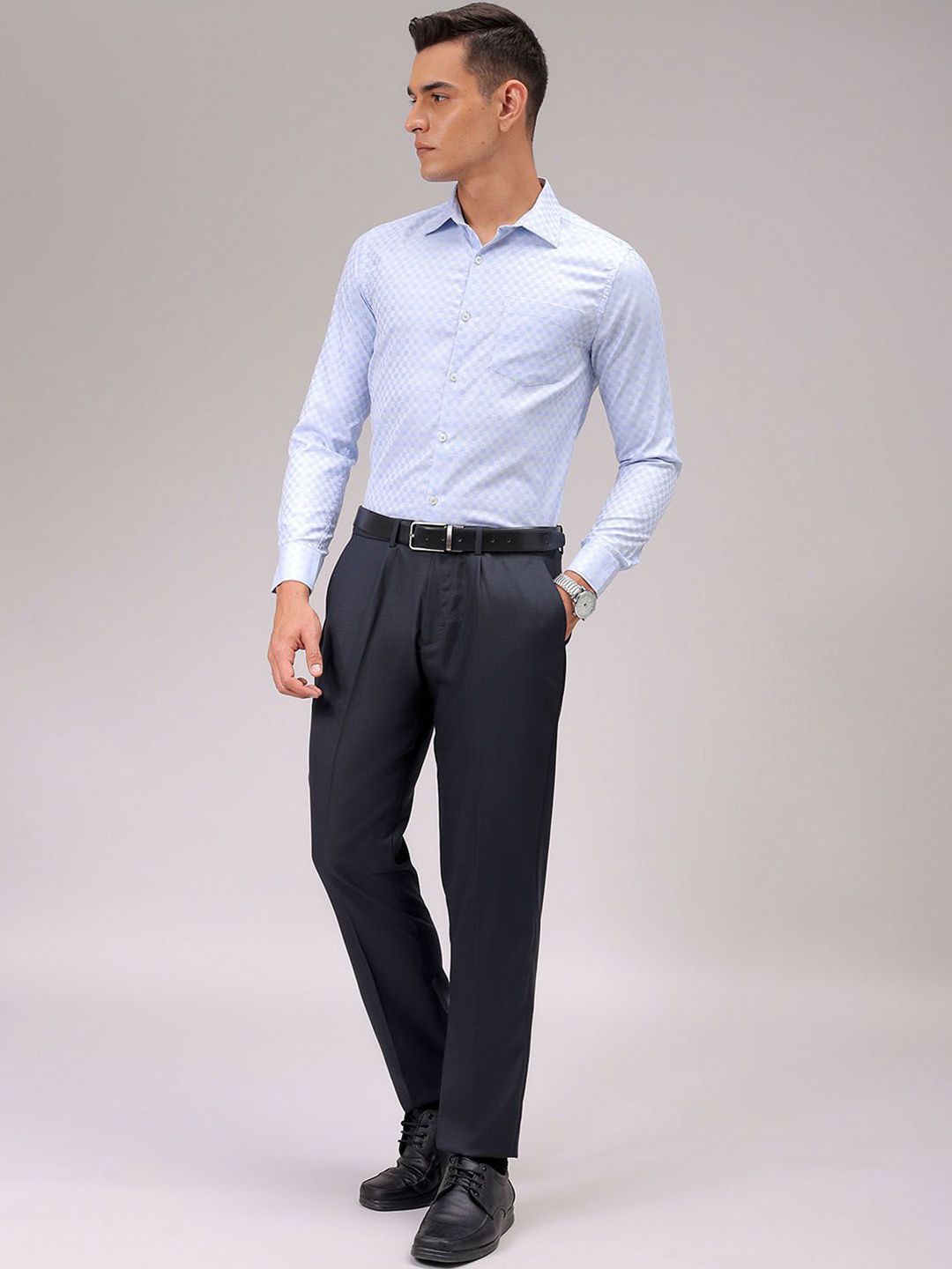 The Indian Garage Co. X Luxe Men Cutaway Collar Checked Slim Fit Formal Shirt