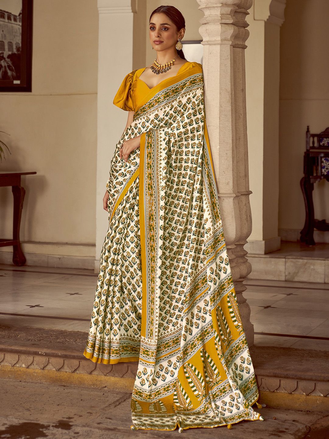 Saree mall Bagh Poly Crepe Block Print Sarees