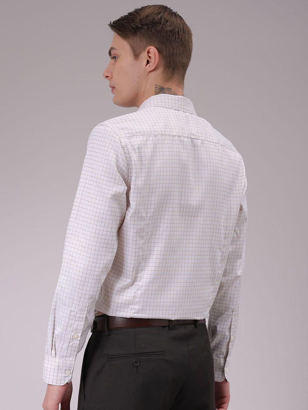 The Indian Garage Co. X Luxe Men Cutaway Collar Checked Slim Fit Formal Shirt