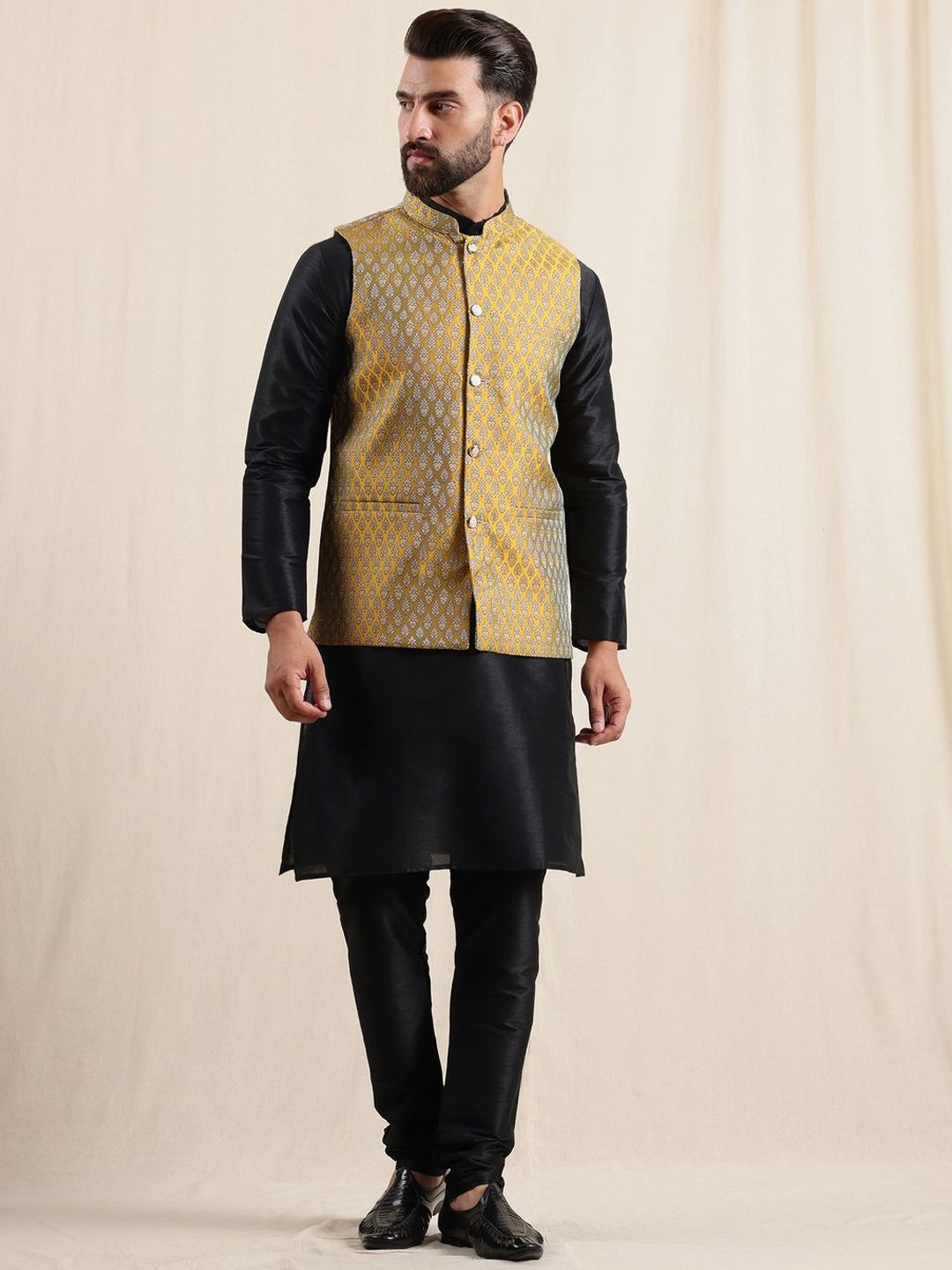 Anouk Men Regular Kurta with Pyjamas  & Nehru Jacket