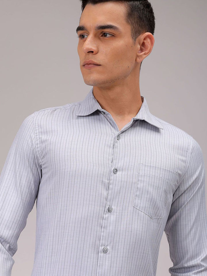 The Indian Garage Co. X Luxe Men Cutaway Collar Pinstripes Striped Slim Fit Formal Shirt
