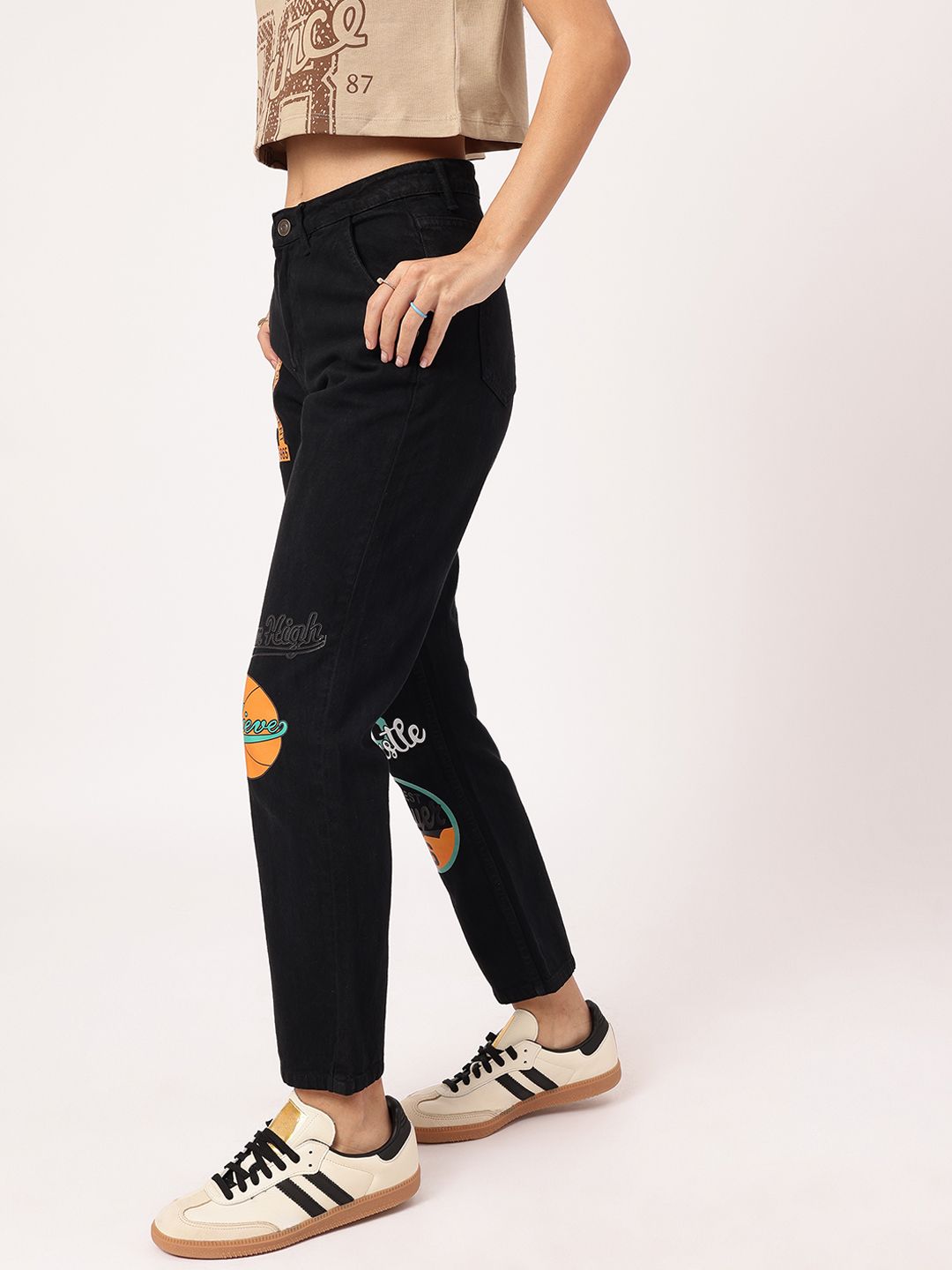 DressBerry Women Sporty Spice Printed Straight Fit Jeans