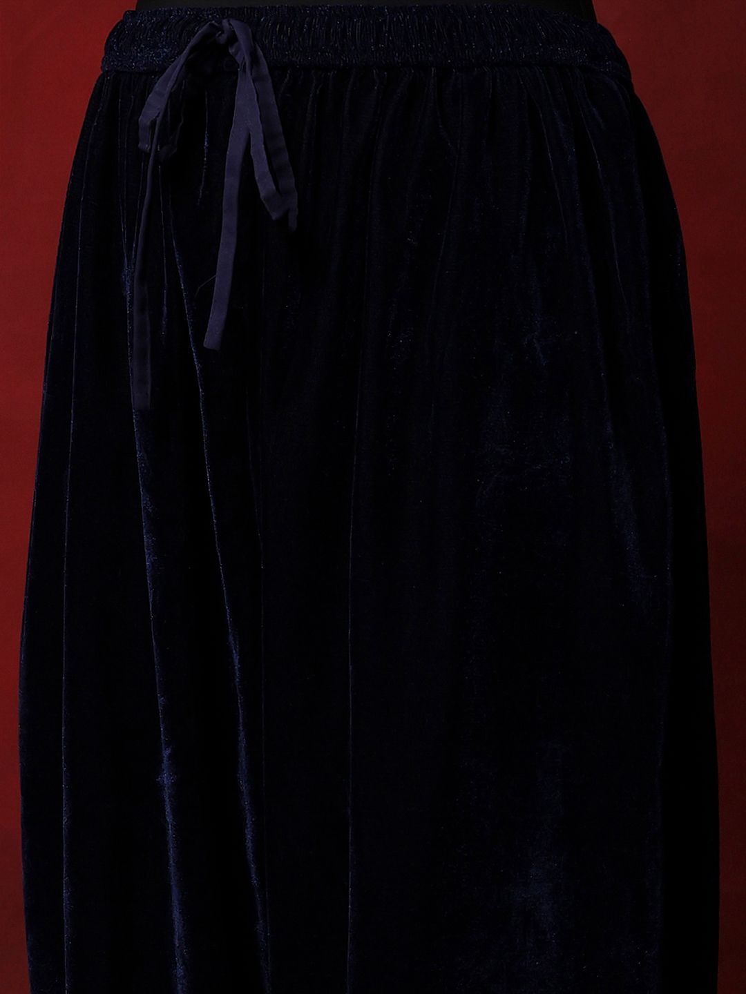 House of Chikankari Women Navy Blue Velvet Tilla Embroidered Kurta Set