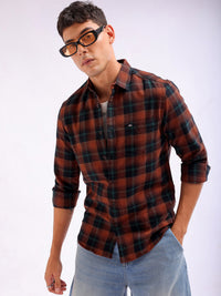 The Indian Garage Co Slim Fit Buffalo Checked Spread Collar Pure Cotton Casual Shirt