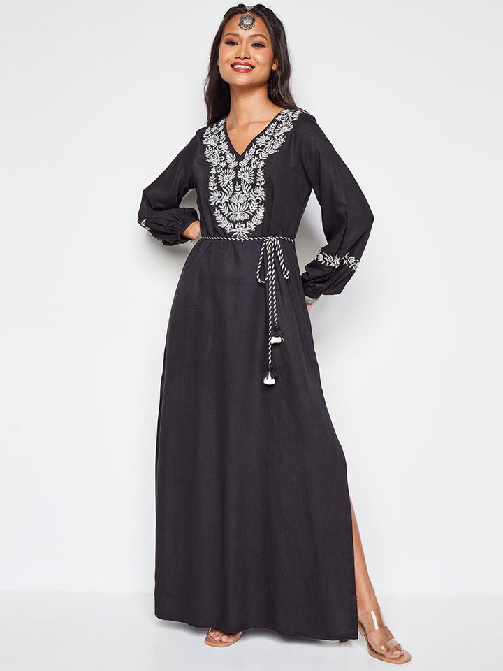 Global Desi Ethnic Motif Embroidered V-Neck A-Line Maxi Ethnic Dress