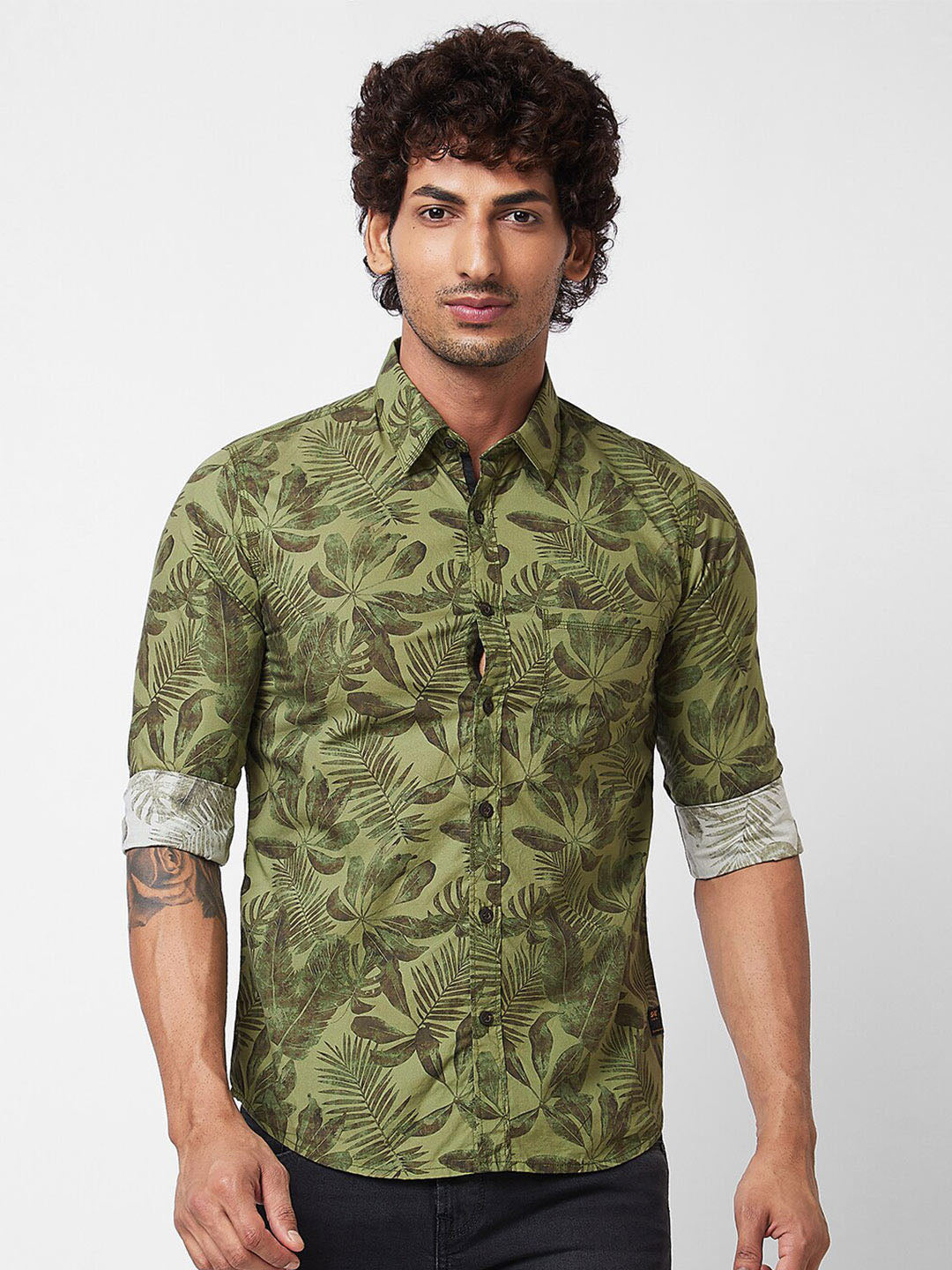 SPYKAR Tropical Printed Pure Cotton Casual Shirt