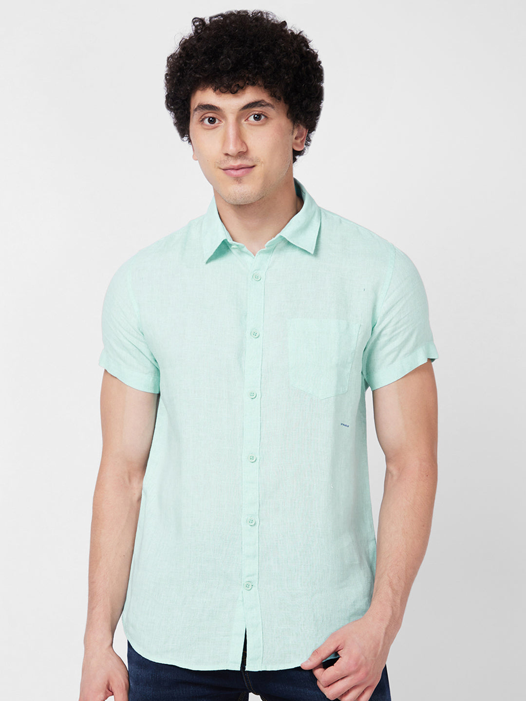 SPYKAR Spread Collar Short Sleeves Regular Fit Opaque Casual Shirt