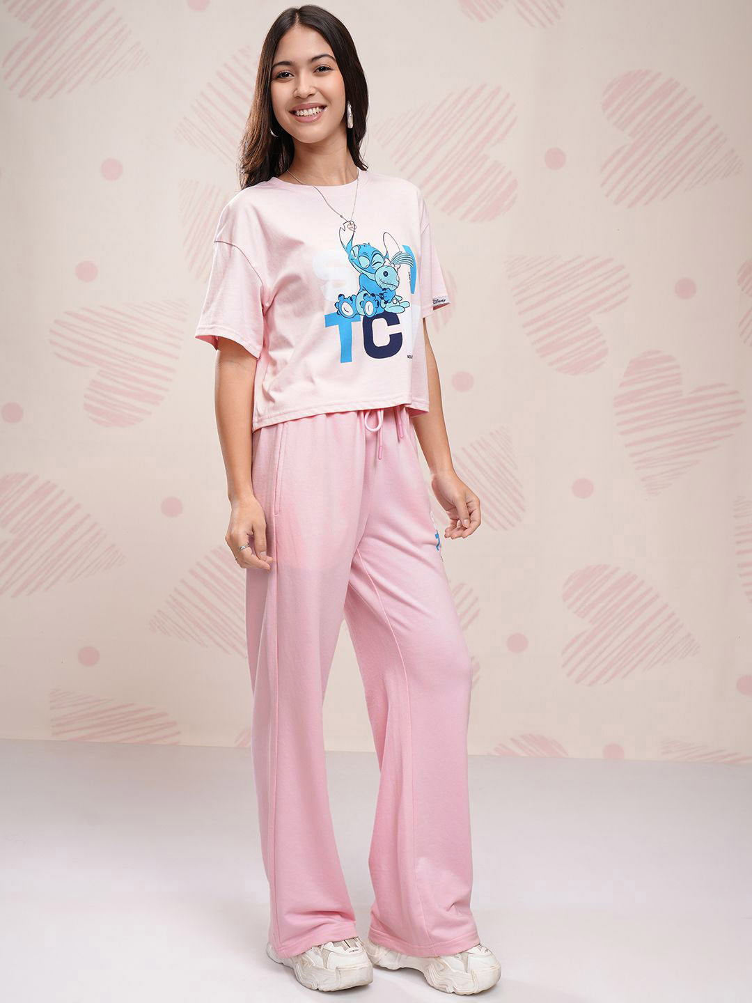Tokyo Talkies Disney Women Stitch dicetak T -shirt Fit Cotton Boxy Fit dengan Pant Co Ords
