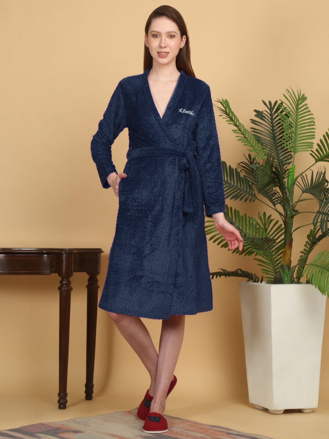 KLOTTHE Navy Blue Self Design Woollen Bath Robe With Belt