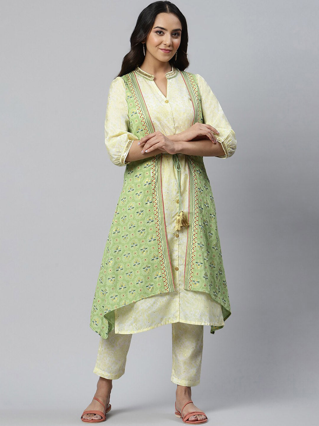 AURELIA Women Green Ethnic Motifs Embroidered Layered Kurta with Trousers