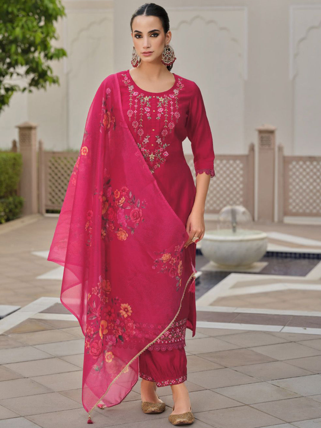 Varanga Floral Embroidered Thread Work Straight Kurta With Trousers And Dupatta