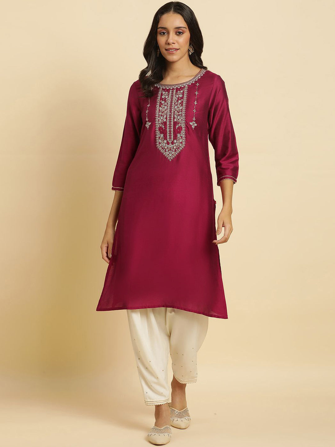 W Round Neck Floral Embroidered Straight Kurta
