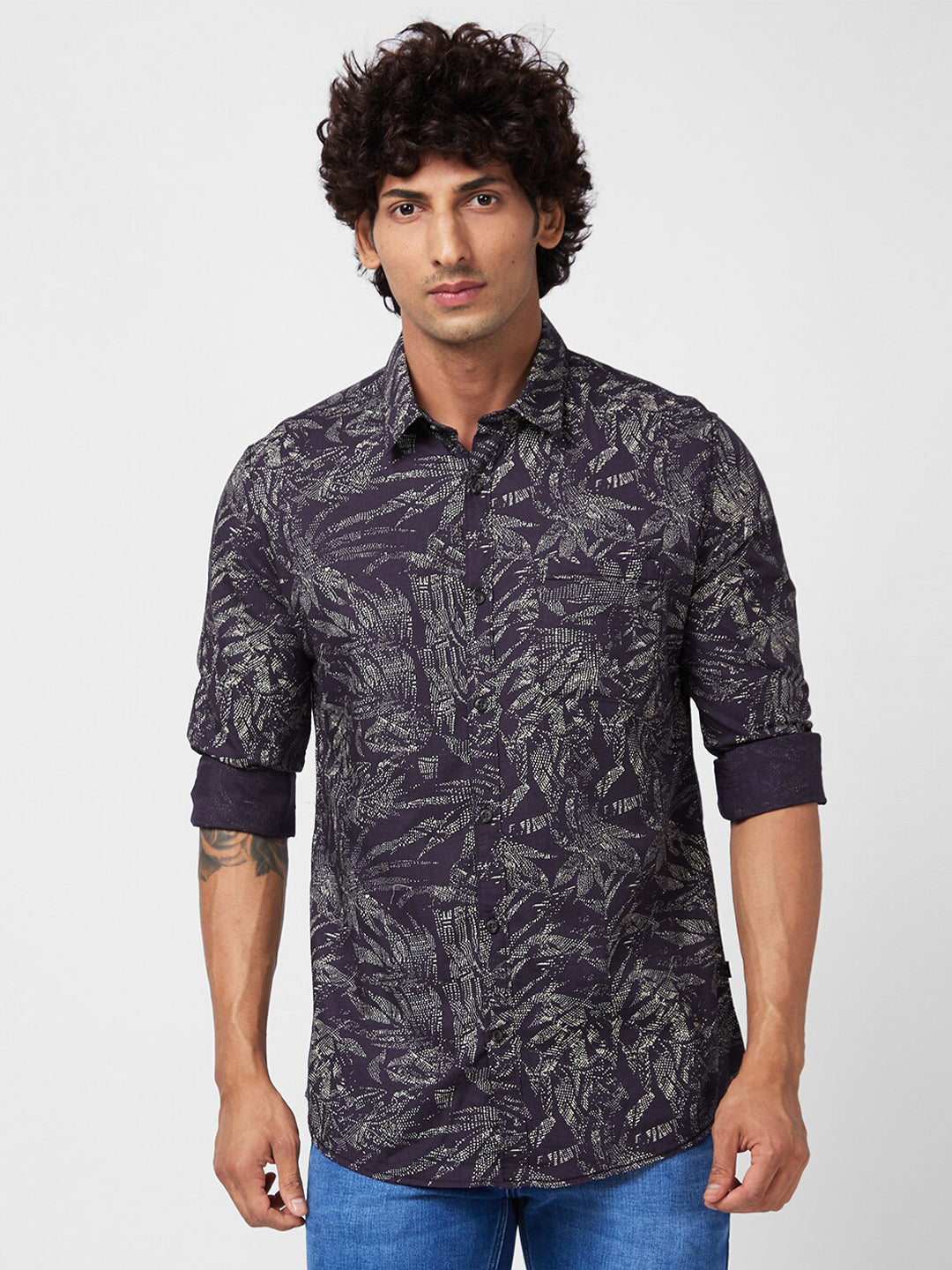 SPYKAR Slim Fit Abstract Printed Pure Cotton Casual  Shirt