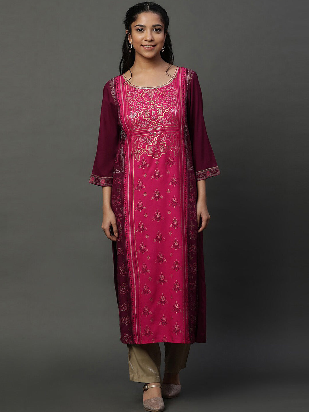 Motif etnik aurelia dicetak lurus kurta