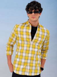 The Indian Garage Co Men Spread Collar Checked Cotton Slim Fit Casual Shirt