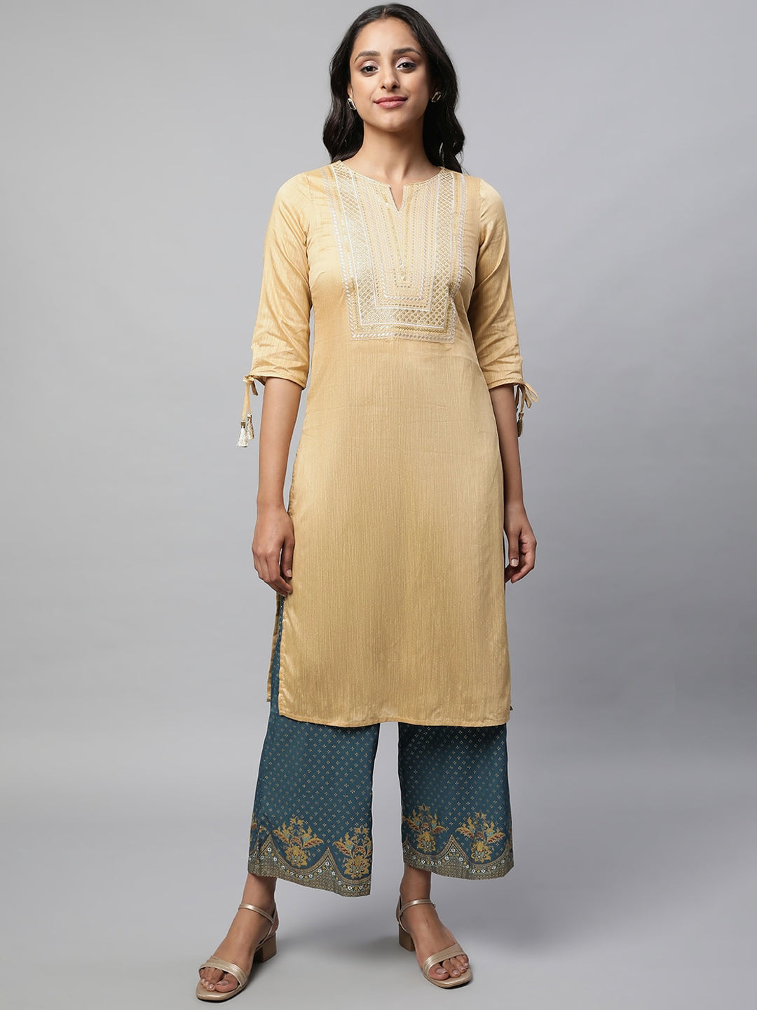 AURELIA Ethnic Motif Yoke Design V Neck Sequinned Straight Kurta