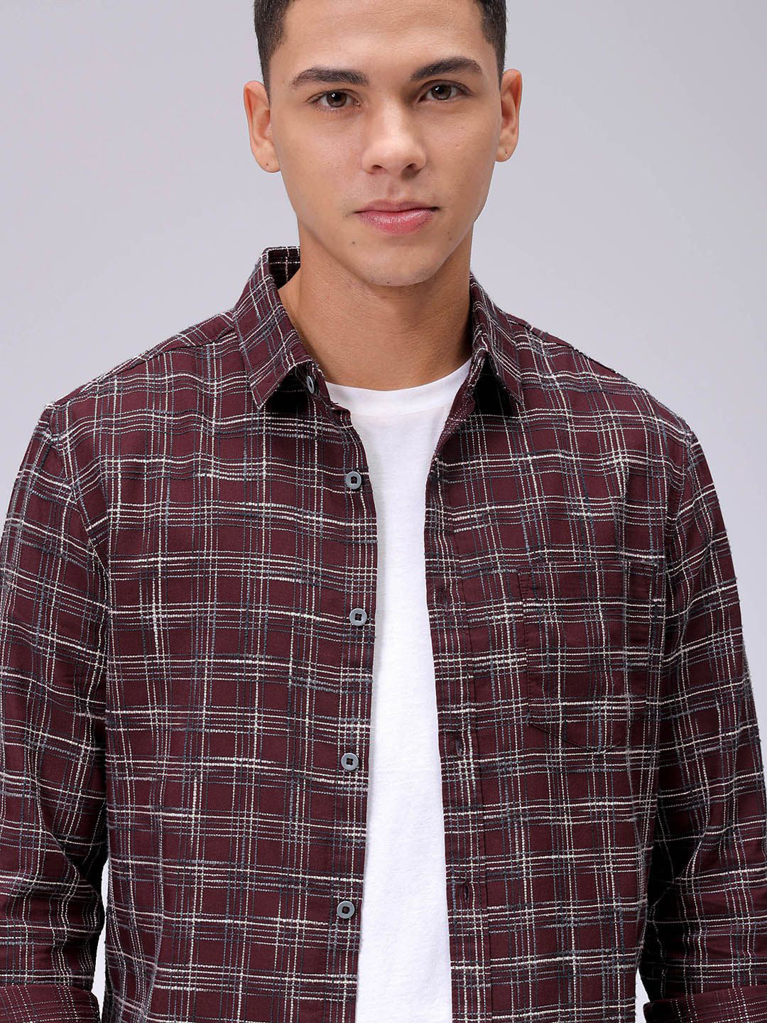 The Indian Garage Co Men Slim Fit Opaque Checked Casual Shirt