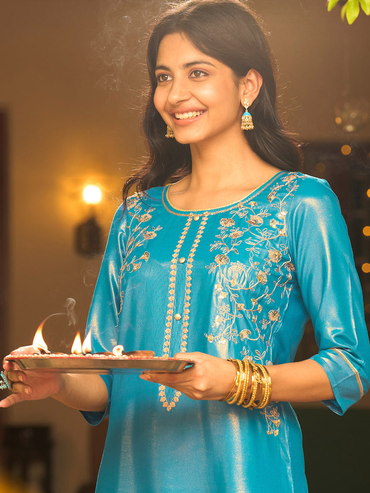 Aurelia Women Blue Zari Embroidered Kurta with Printed Culottes