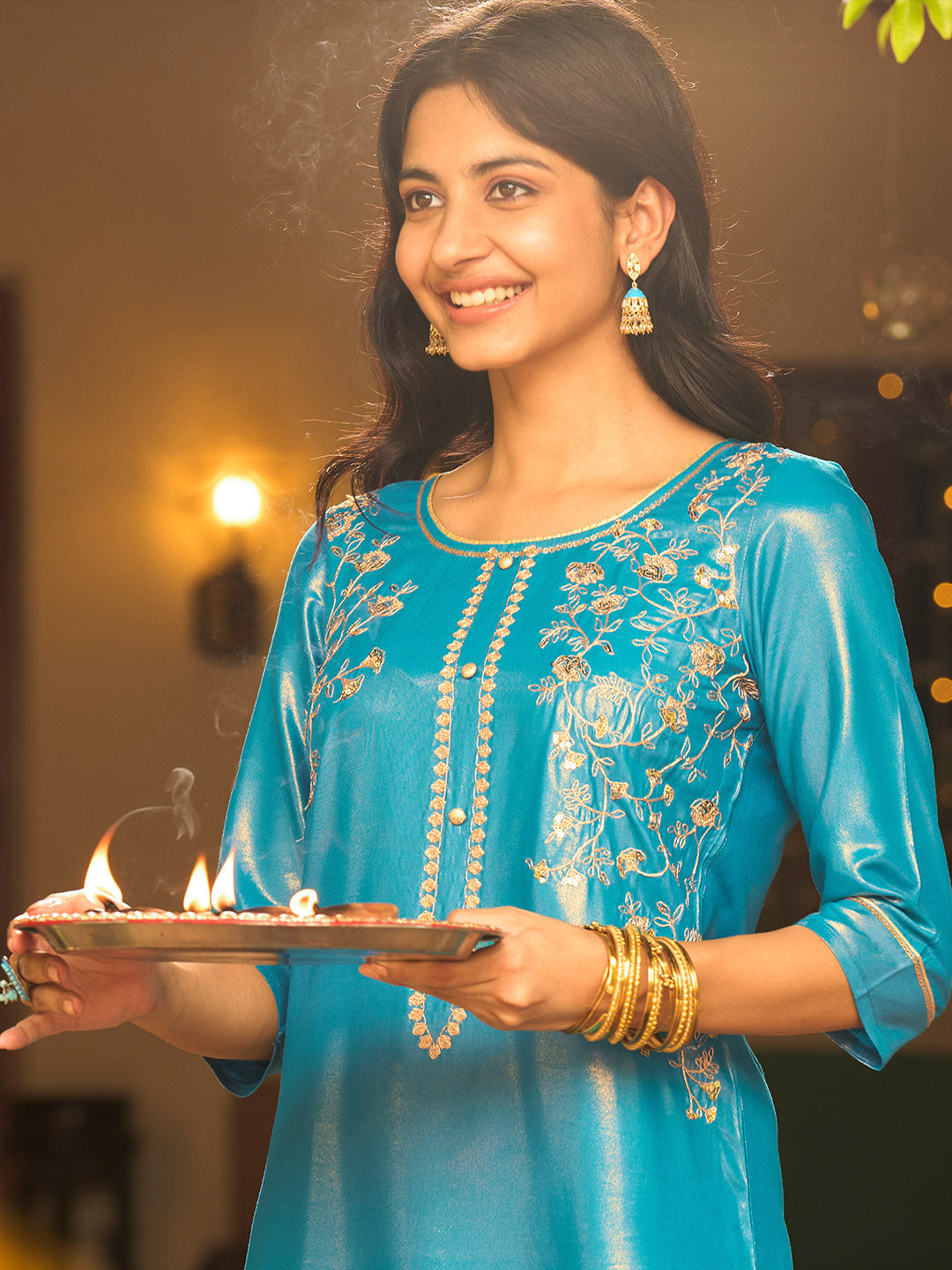 Aurelia Women Blue Zari Embroidered Kurta with Printed Culottes