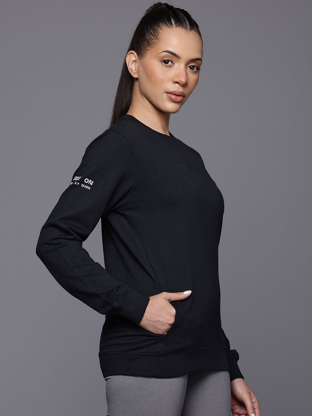 HRX by Hrithik Roshan Solid Sweatshirt