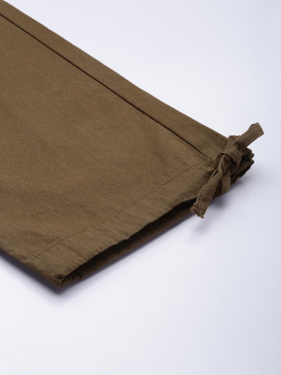 The Indian Garage Co Loose Fit Cargos Trousers