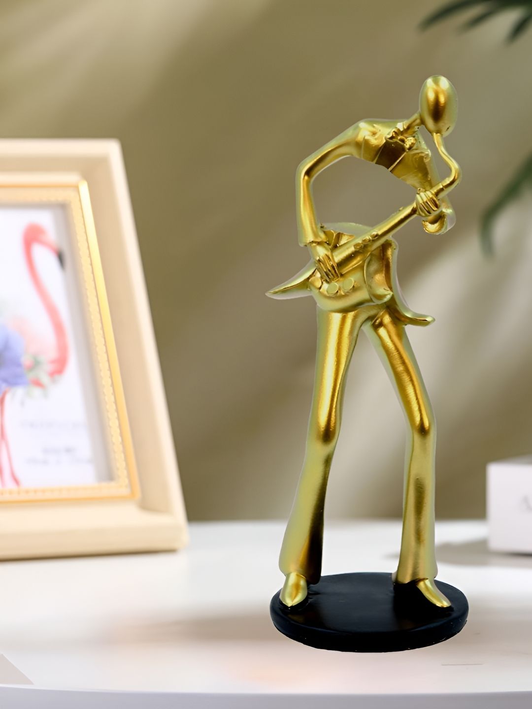 Cortina Resin Golden Sculpture Art Decor Statue for Home Decor