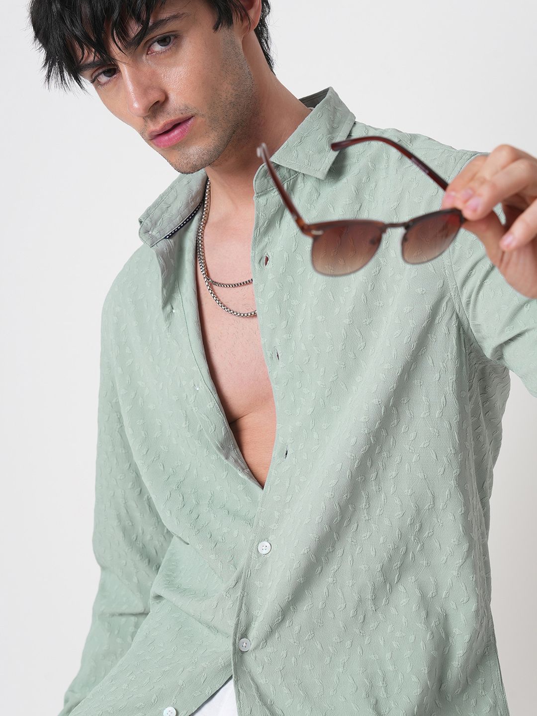 VASTRADO Men Classic Spread Collar Textured Slim Fit Casual Shirt